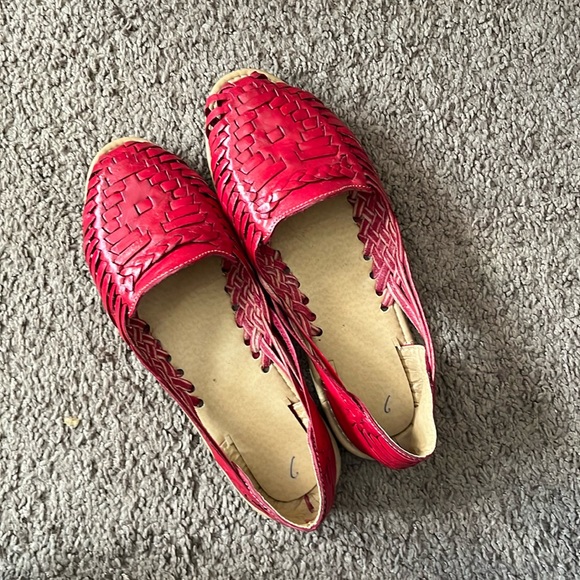 DONATING TODAY Cherry Red Huaraches - Picture 1 of 2